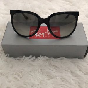 Authentic Ray Ban sunglasses